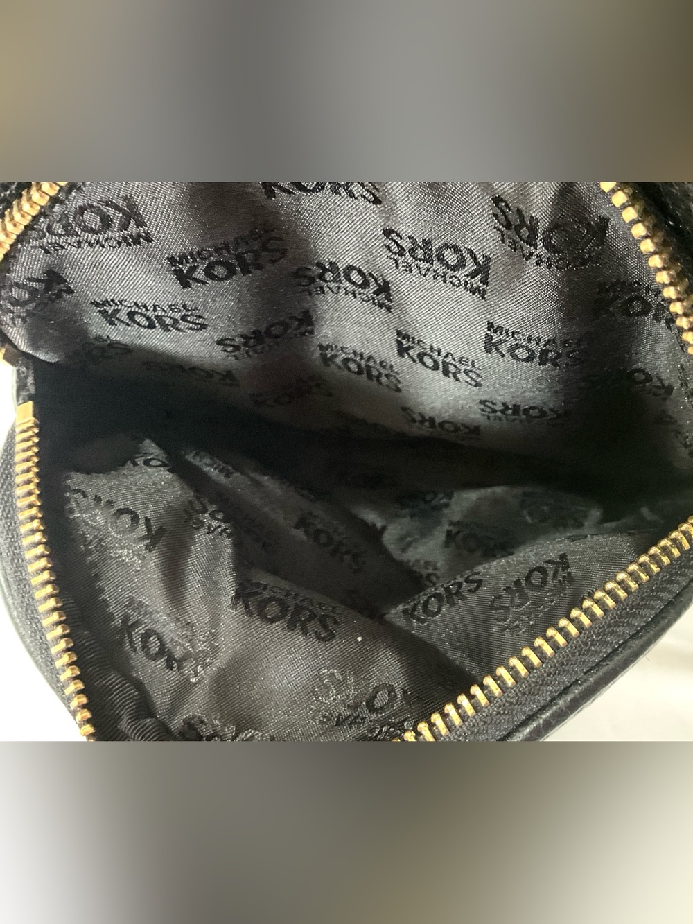 NWOT-Michael Kors-“ABBEY”-small,studded black, pebbled, leather backpack - Picture 9 of 11